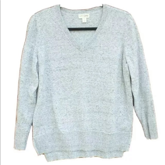 Maison Jules Sweater Medium Gray Heathered V'neck Side Slits Oversized Tunic - Picture 3 of 5